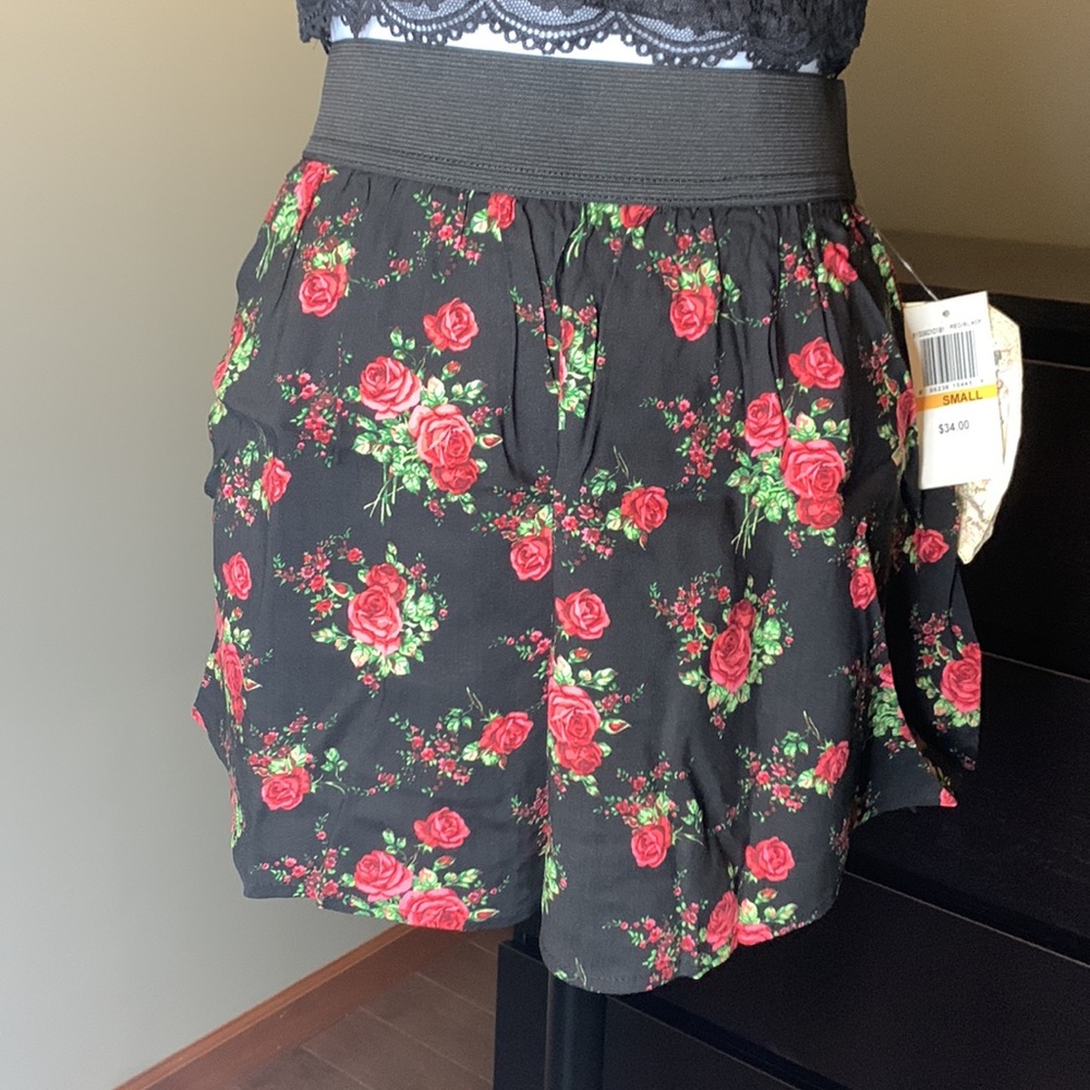 NWT L8TER floral skirt